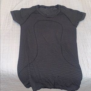 Unique Lululemon top